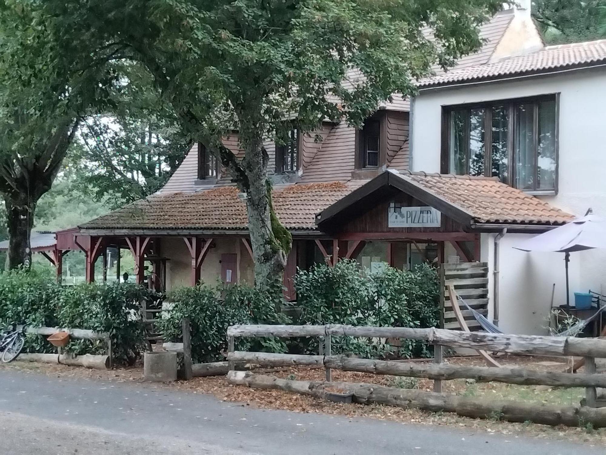 Maisonnette Pour Detente Ou Travail Saint-Aubin-de-Nabirat Exteriér fotografie